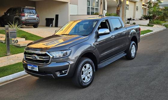 FORD RANGER 3.2 XLT 4X4 CD 20V DIESEL 4P AUTOMÁTICO FORD RANGER 3.2 XLT 4X4 CD 20V DIESEL 4P AUTOMÁTICO